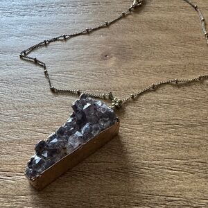 Gold-Tone Necklace with Light Purple Amethyst Crystal Pendant